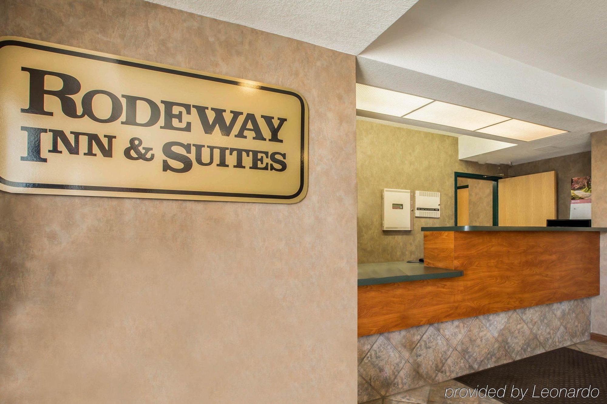 Rodeway Inn & Suites Near Outlet Mall - Эшвилл Экстерьер фото